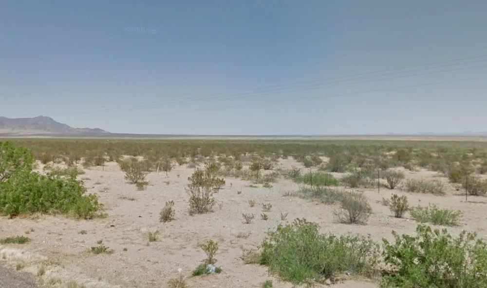 Decorative background for 10 Acres in Luna County, NM image 13