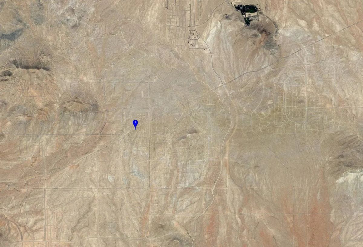 Decorative background for 0.21 Acre Residential lot in California City, Kern County, CA image 5