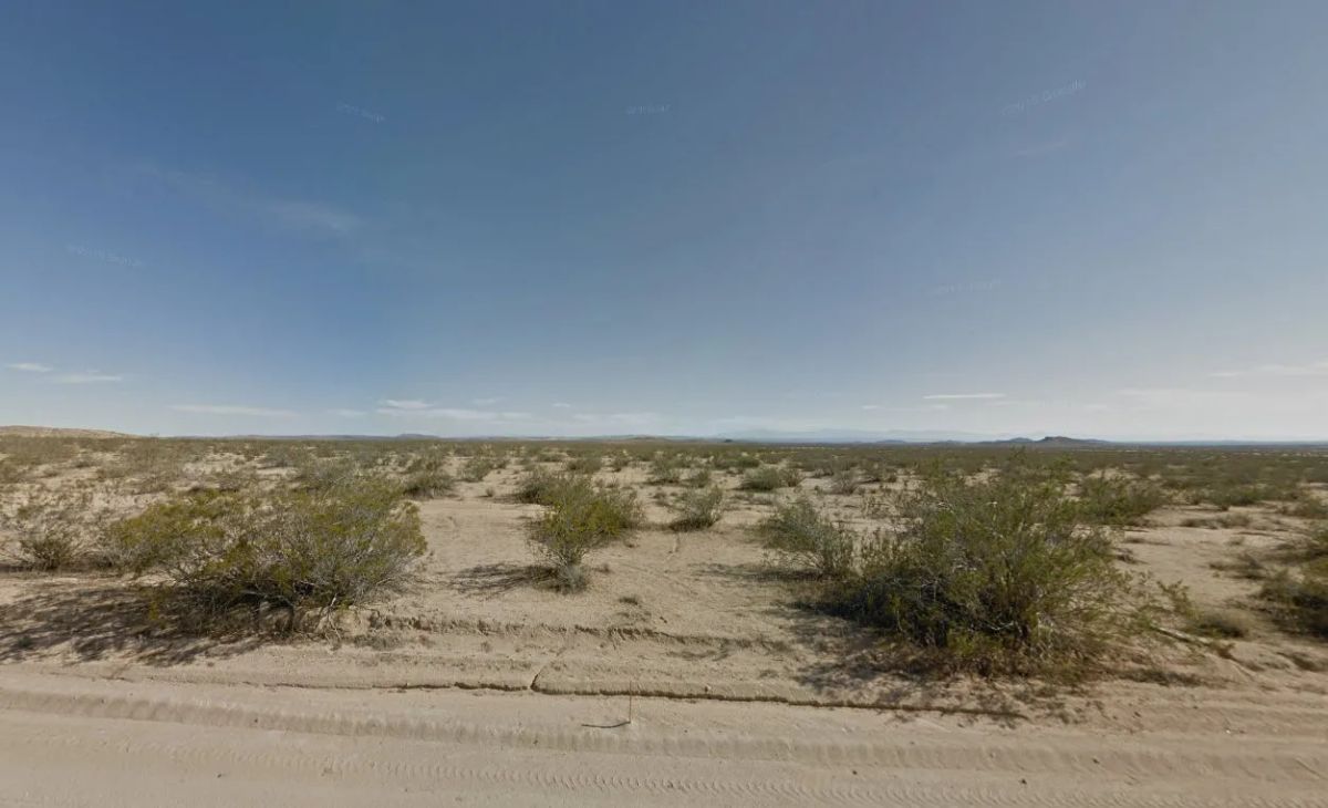 Decorative background for 0.21 Acre Residential lot in California City, Kern County, CA image 10
