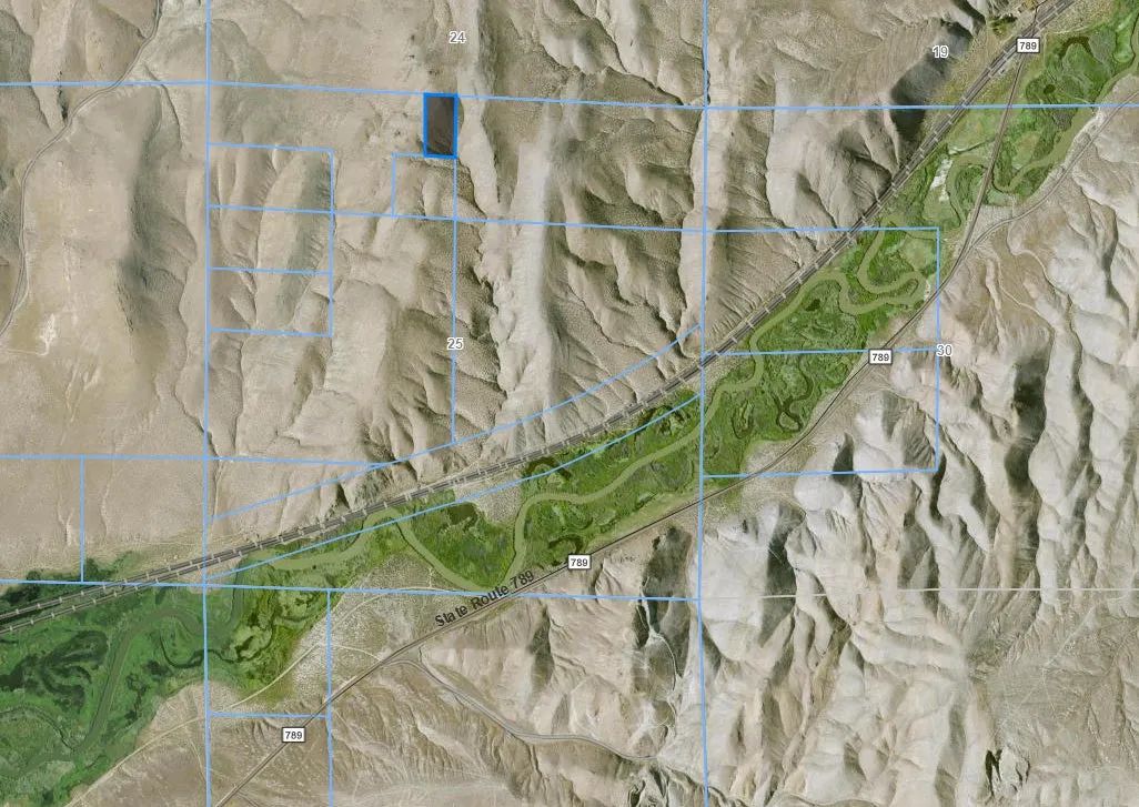 Decorative background for 5 Acres in the foothills of Humboldt County, NV image 9