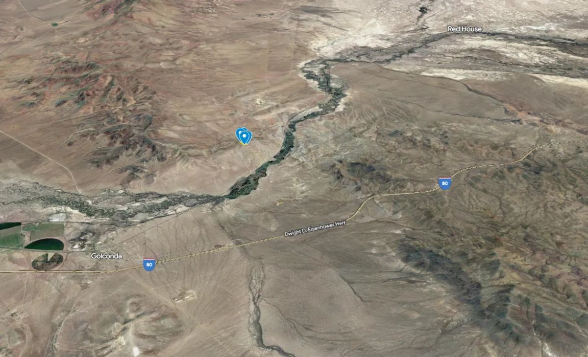 Decorative background for 5 Acres in the foothills of Humboldt County, NV image 20