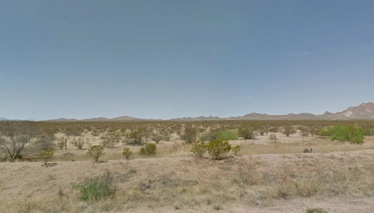 Decorative background for 10 Acres in Luna County, NM image 5