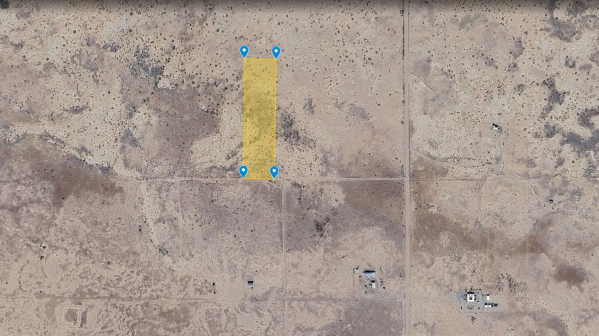 Decorative background for 10 Acres in Luna County, NM image 14