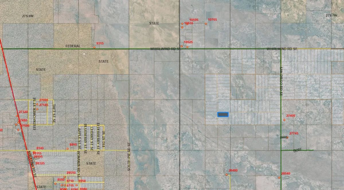Decorative background for 10 Acres in Luna County, NM image 18