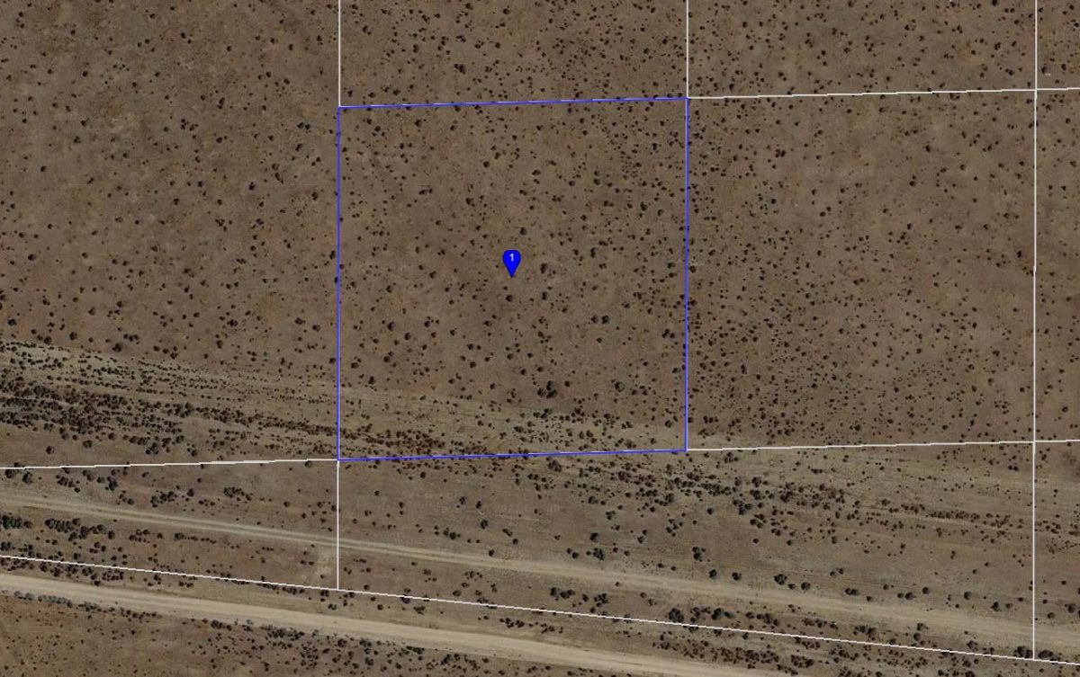 Decorative background for 2.5 Acres in Kern County, CA image 7