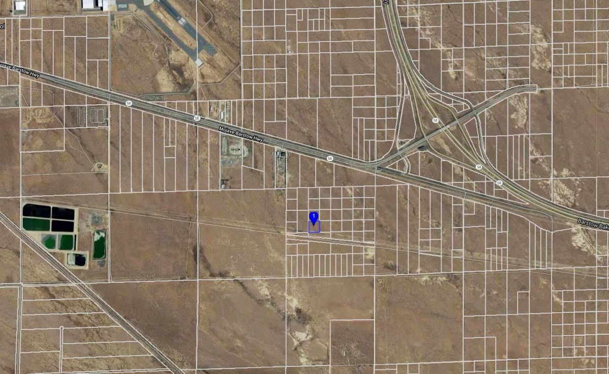Decorative background for 2.5 Acres in Kern County, CA image 10