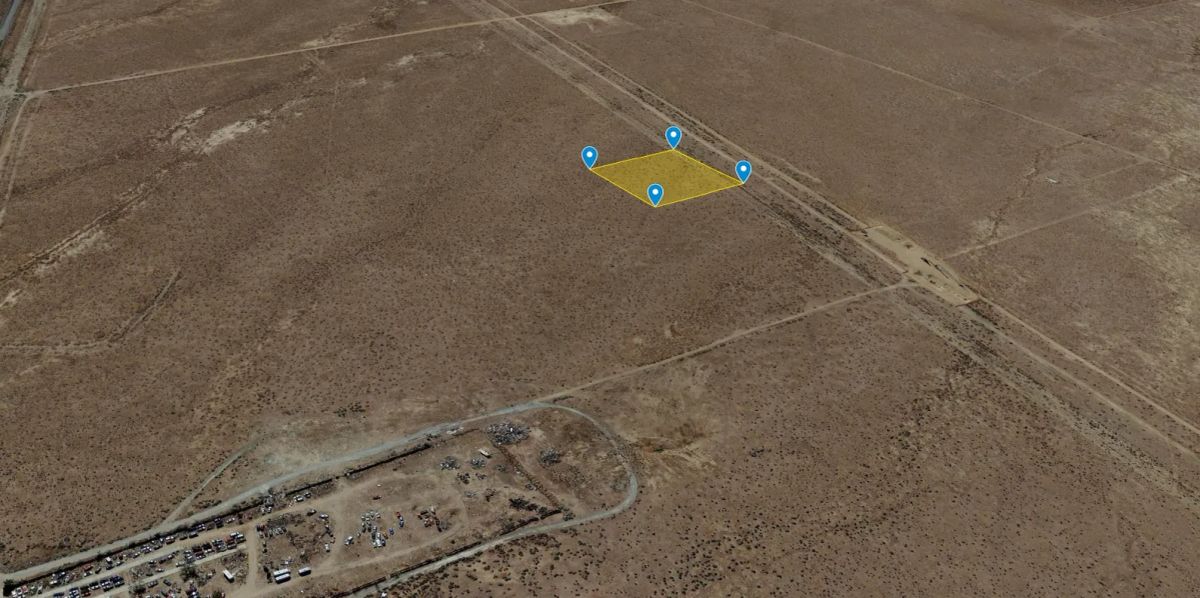 Decorative background for 2.5 Acres in Kern County, CA image 17
