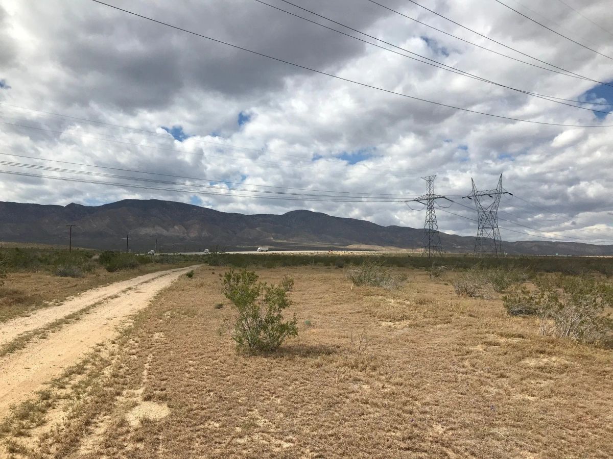 Decorative background for 2.54 Acres in Kern County, CA image 16