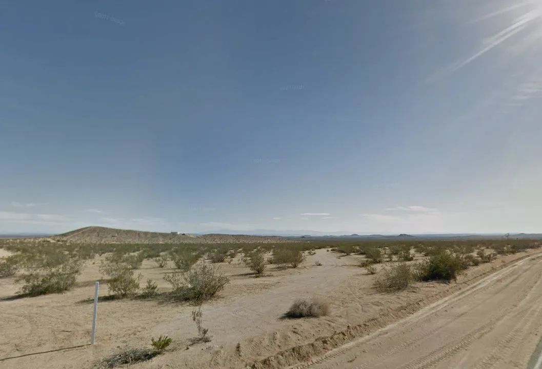 Decorative background for 0.21 Acre Residential lot in California City, Kern County, CA image 7