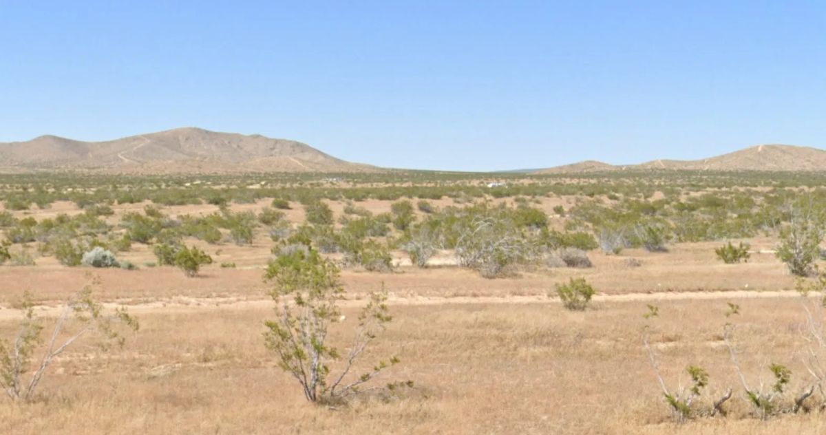 Decorative background for 0.21 Acre Residential lot in California City, Kern County, CA image 6