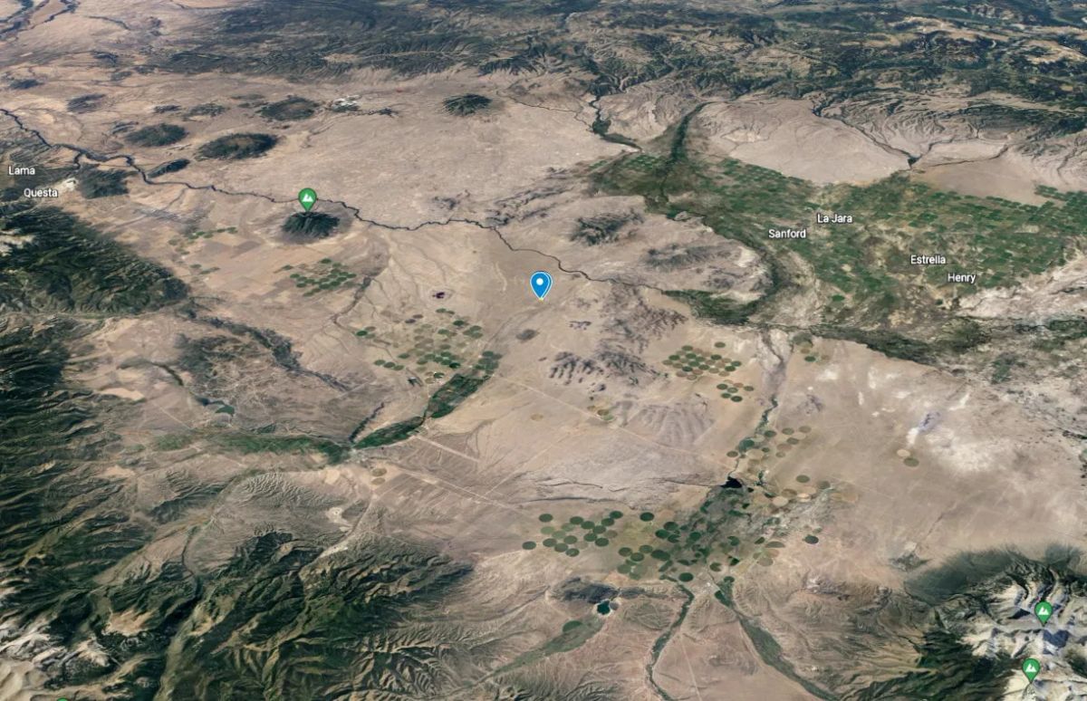 Decorative background for 5 Acres in Rio Grande Ranches, Costilla County, Colorado, near the Rio Grande image 11