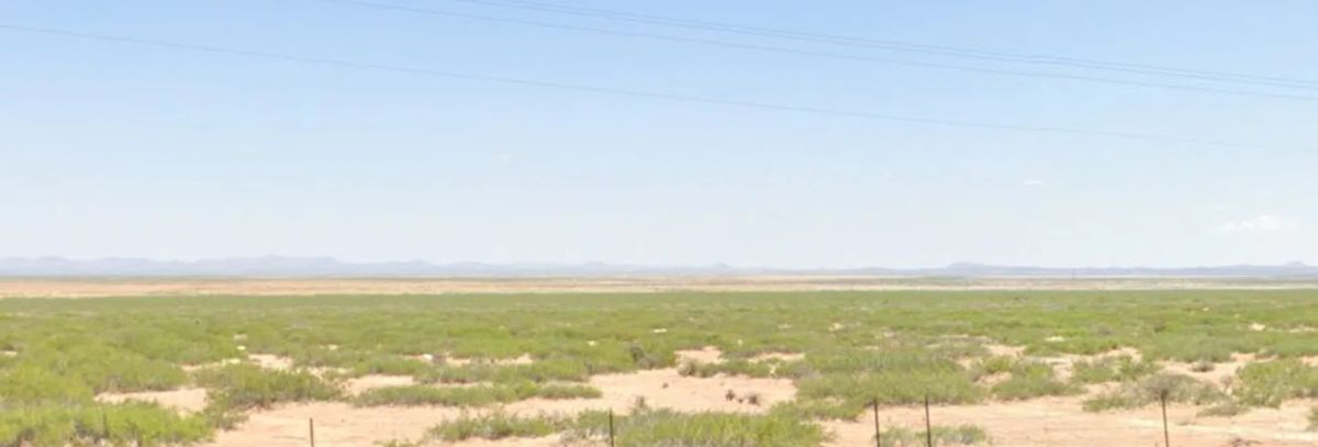 Decorative background for 10 Acres in Luna County, NM image 11