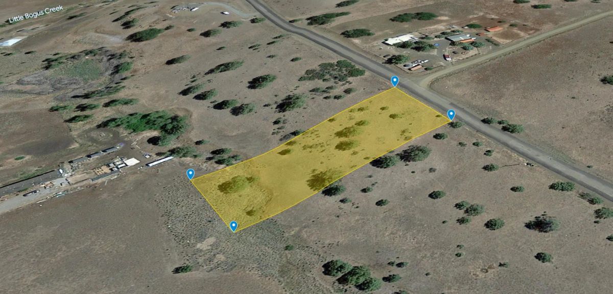 Decorative background for 1.02 Acres in KCRE Near the Klamath River, Siskiyou County, CA image 14
