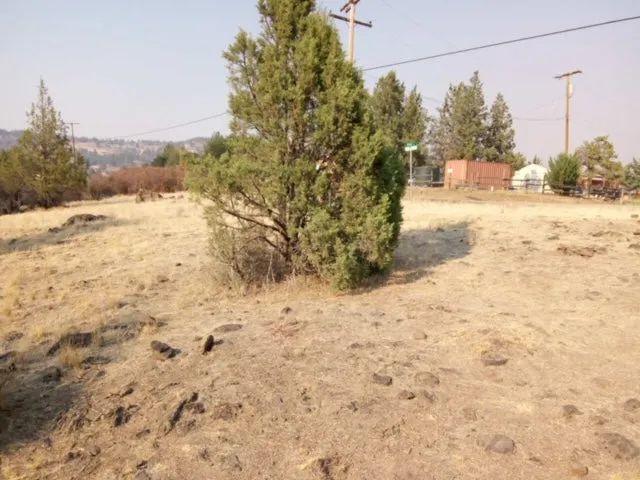 Decorative background for 1.02 Acres in KCRE Near the Klamath River, Siskiyou County, CA image 21