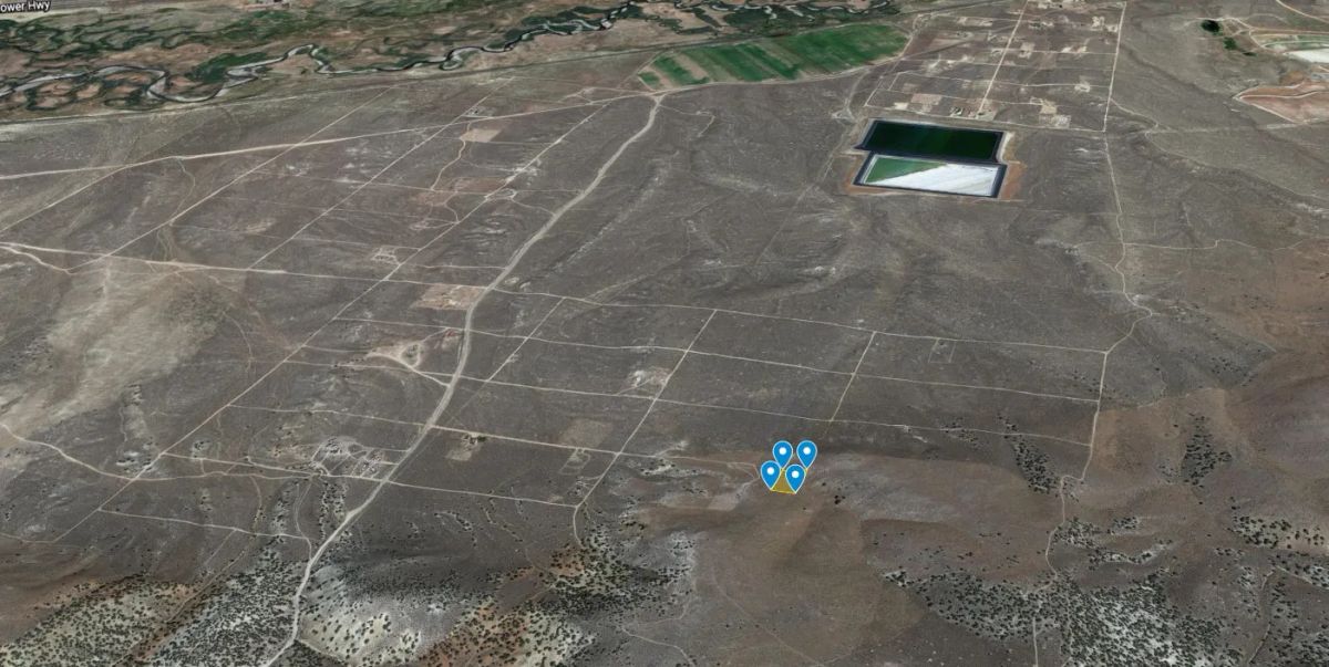 Decorative background for 1.03 Acres in Elko County, Nevada image 10