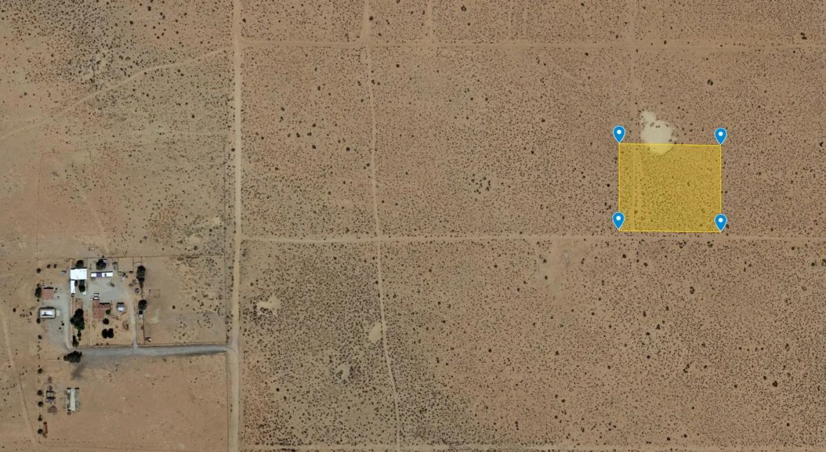 Decorative background for 2.58 Acres in Kern County, CA image 7