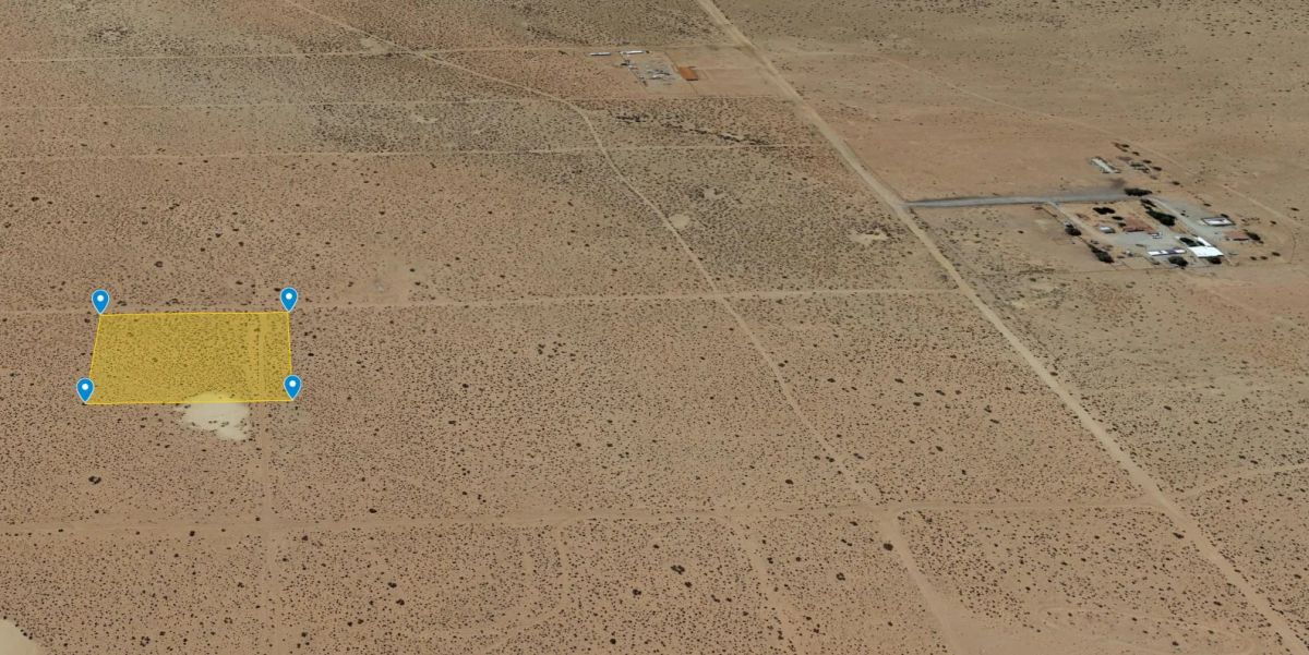 Decorative background for 2.58 Acres in Kern County, CA image 9