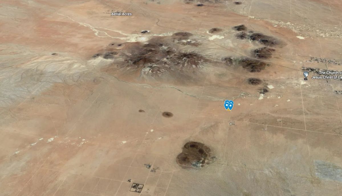 Decorative background for 2.58 Acres in Kern County, CA image 11