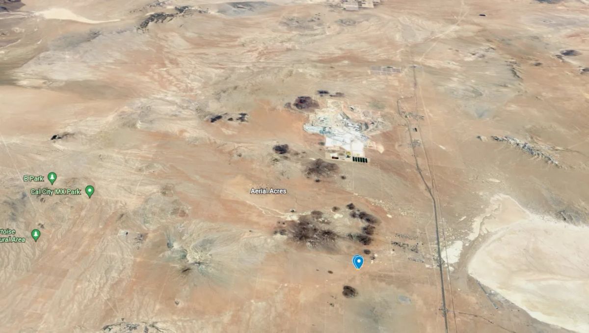 Decorative background for 2.58 Acres in Kern County, CA image 12