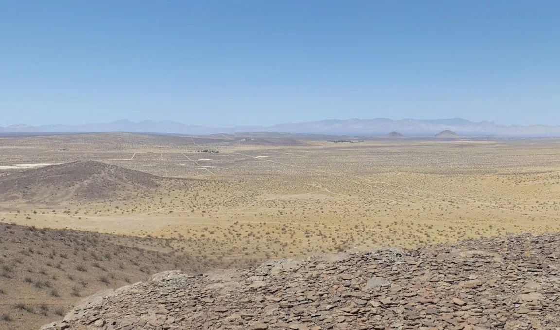 Decorative background for 2.58 Acres in Kern County, CA image 16