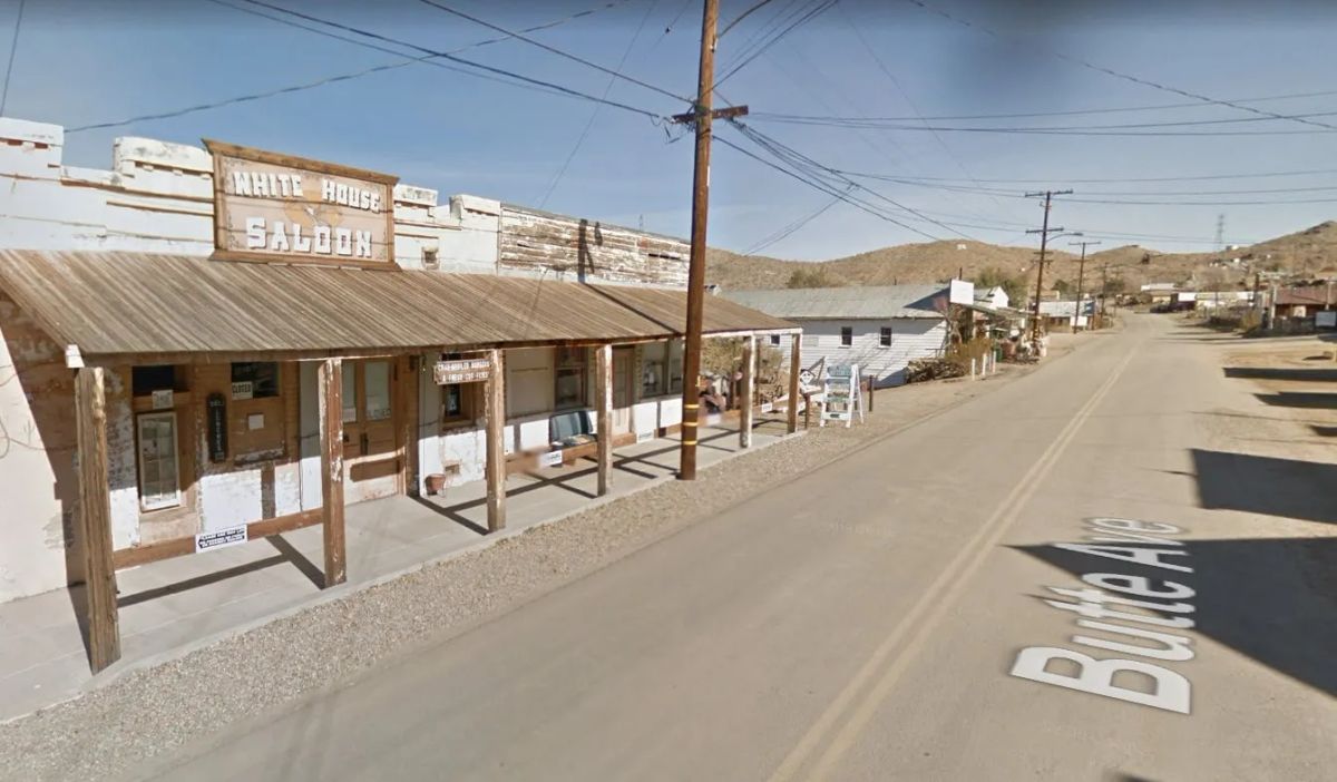 Decorative background for Rare Opportunity to own a piece of Historic Gold Rush Town, Johannesburg, Kern County, CA image 19