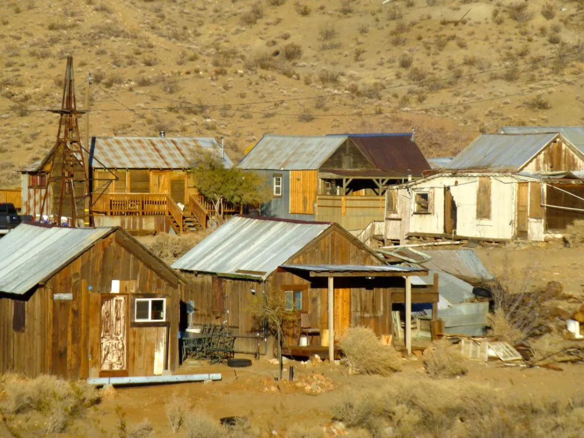 Decorative background for Rare Opportunity to own a piece of Historic Gold Rush Town, Johannesburg, Kern County, CA image 25