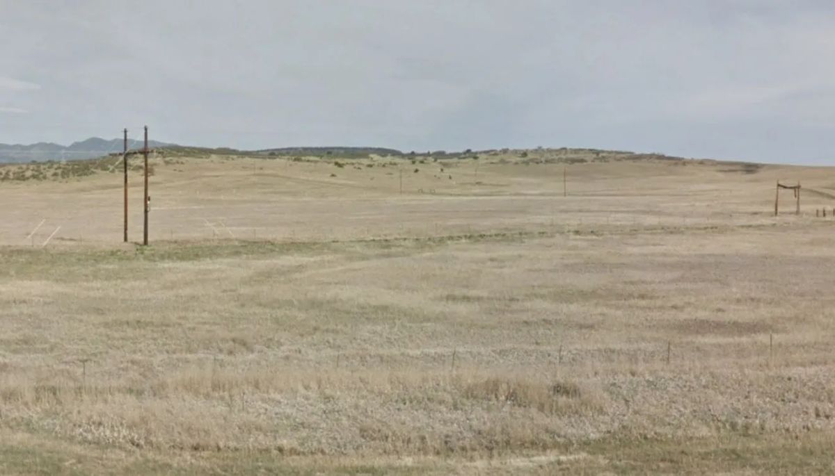Decorative background for 0.32 Acre Corner lot In Colorado City, Colorado image 12