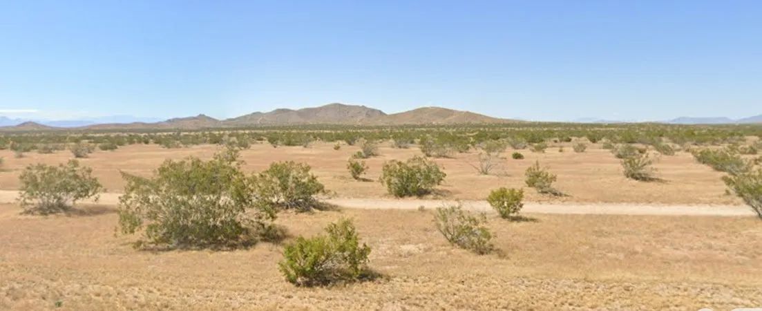 Decorative background for 0.20 Acre Residential lot in California City, Kern County, CA image 10