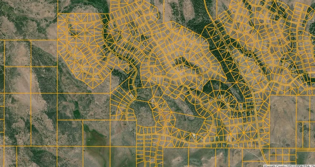 1.5 Acres in Oregon Pines Subdivision, Klamath County, OR - Image 4