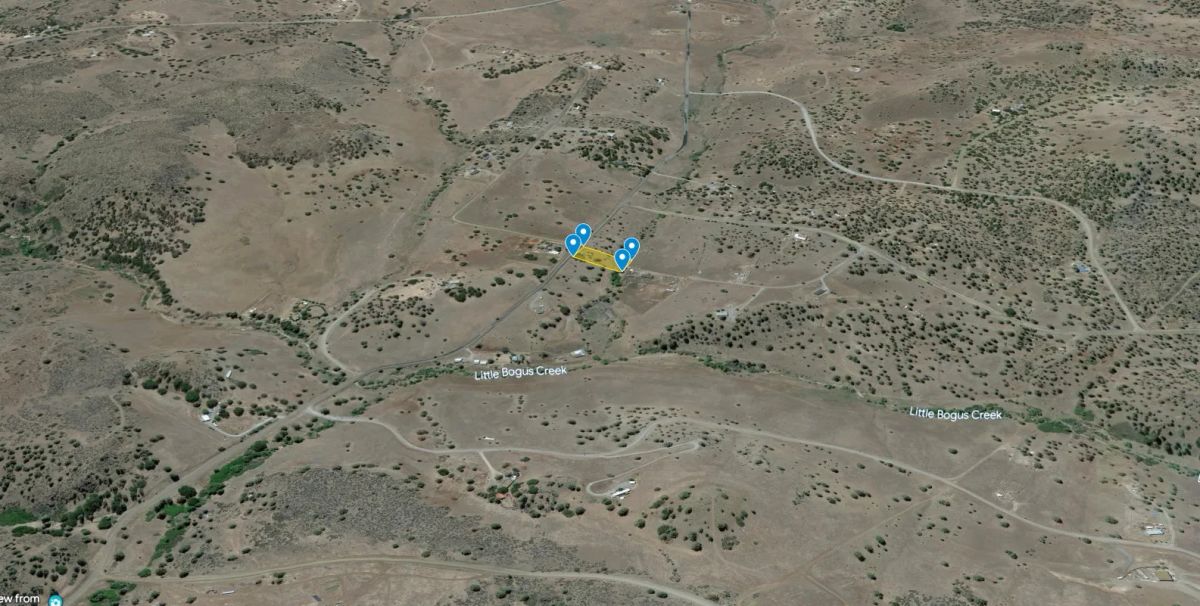 Decorative background for 1.02 Acres in KCRE Near the Klamath River, Siskiyou County, CA image 17