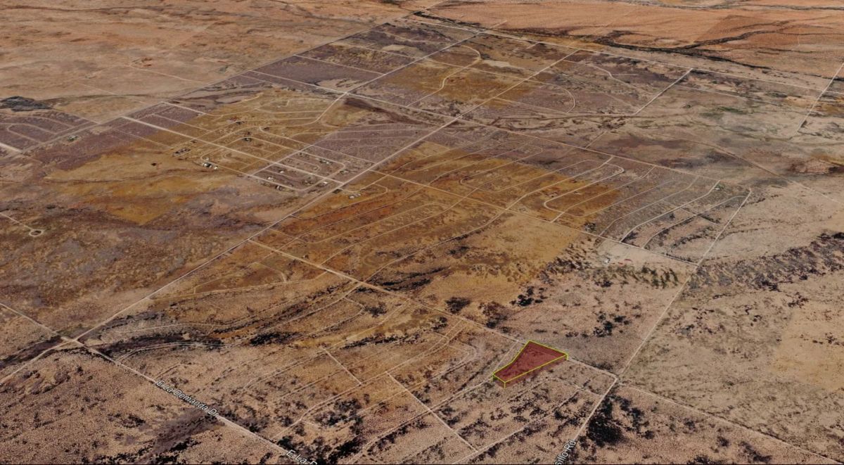 Decorative background for 2.48 Acres Across 6 Adjoining Lots – More Space, More Possibilities image 8