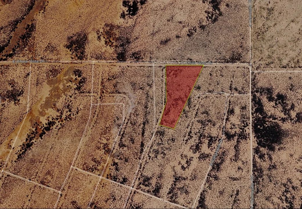 Decorative background for 2.48 Acres Across 6 Adjoining Lots – More Space, More Possibilities image 9
