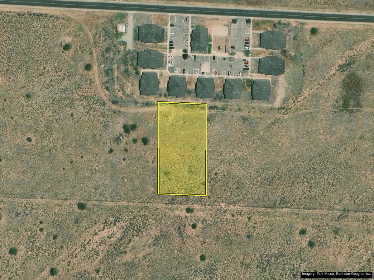 Decorative background for 1.2 Acres in Arizona Park Estates, Arizona – Room to Make It Yours! image 6