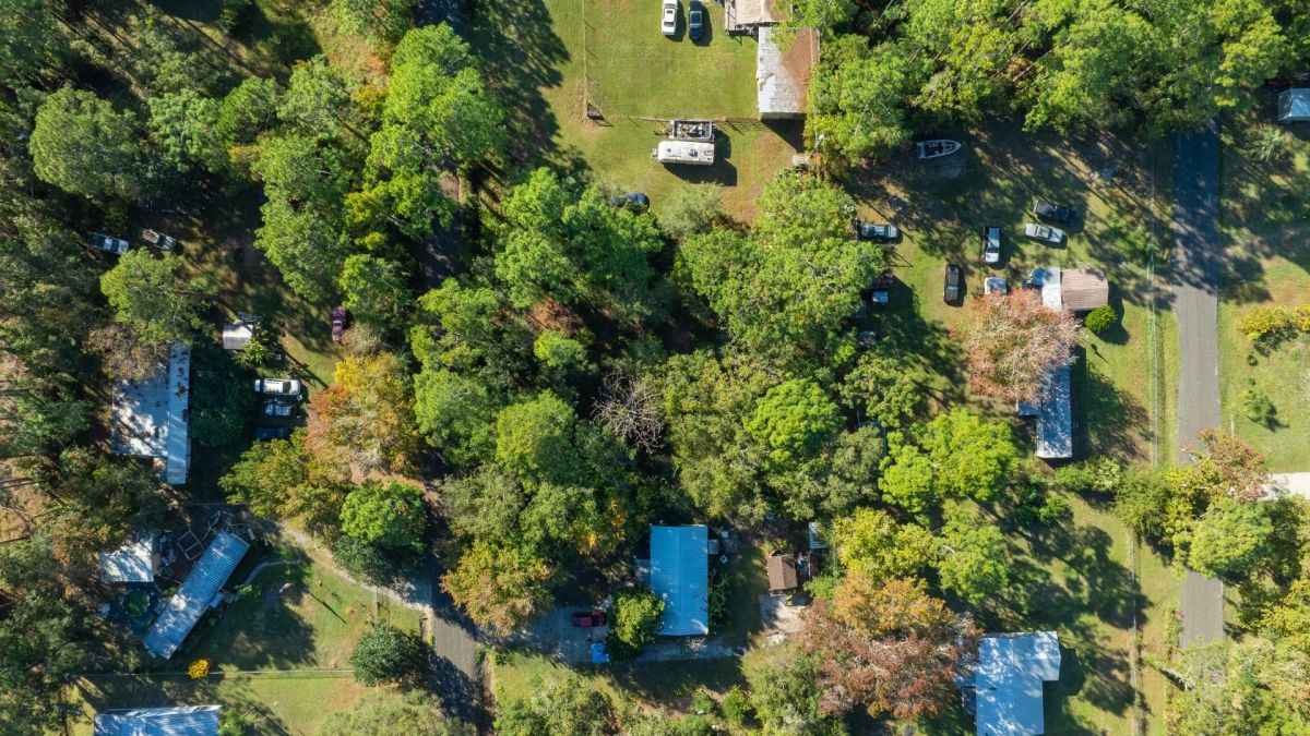 Florida Homesite Opportunity - 0.4 Acres in Crescent City, Water Nearby - Main image