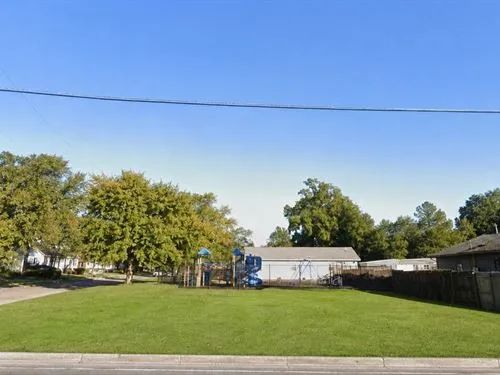 Decorative background for 0.15 Acres for Sale in Jackson, Mississippi image 5