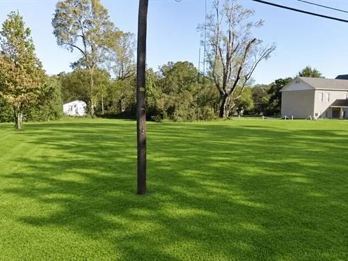 Decorative background for 0.17 Acres for Sale in Jackson, Mississippi image 14