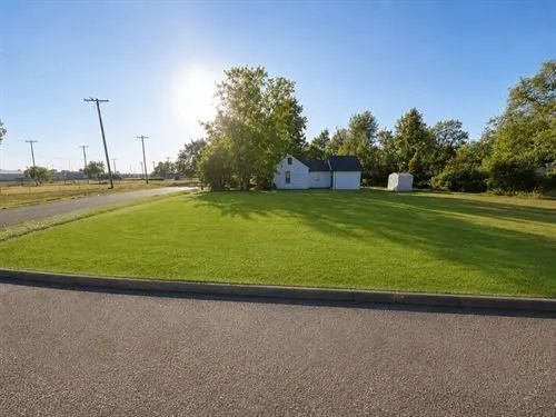 Decorative background for 0.18 Acres for Sale in Clarksdale, Mississippi image 6