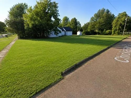 Decorative background for 0.18 Acres for Sale in Clarksdale, Mississippi image 7