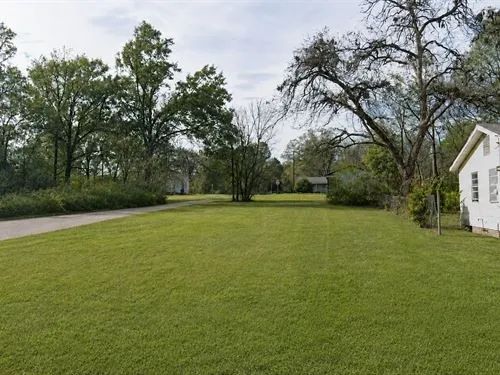 0.14 Acres for Sale in Jackson, Mississippi - Image 4
