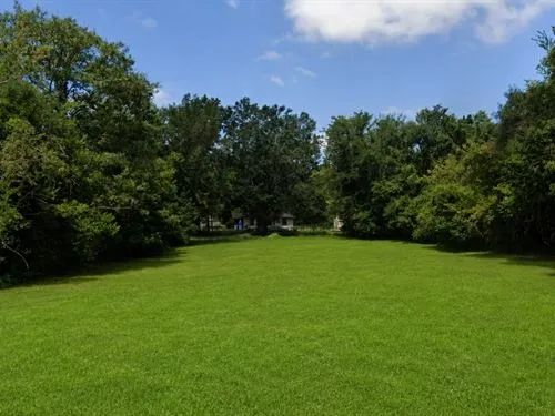 0.11 Acres for Sale in Laurel, Mississippi - Image 2