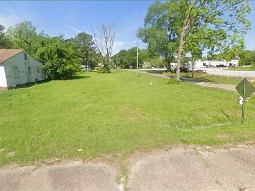 0.1 Acres for Sale in Laurel, Mississippi - Main image
