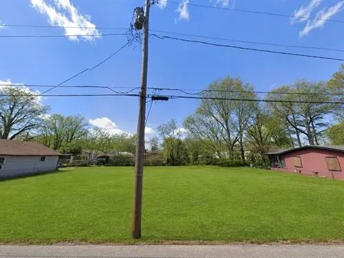 Decorative background for 0.10 Acres for Sale in Canton, Mississippi image 8