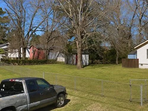 Decorative background for 0.14 Acres for Sale in Jackson, Mississippi image 8