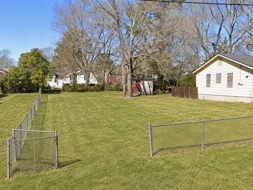 Decorative background for 0.14 Acres for Sale in Jackson, Mississippi image 16