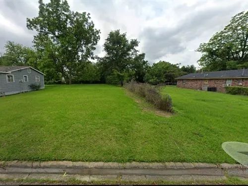 Decorative background for 0.12 Acres for Sale in Laurel, Mississippi image 7