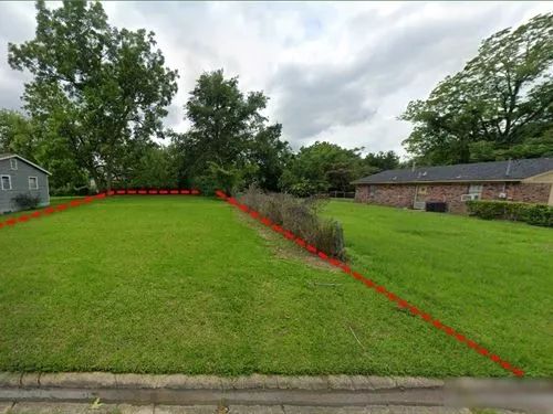 Decorative background for 0.12 Acres for Sale in Laurel, Mississippi image 10