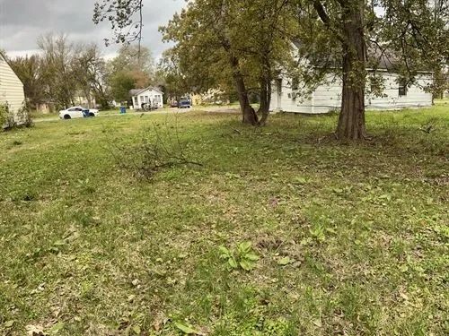Decorative background for 0.18 Acres for Sale in Clarksdale, Mississippi image 13