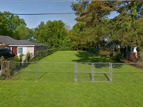 Decorative background for 0.15 Acres for Sale in Jackson, Mississippi image 18