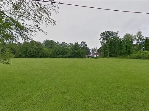 0.10 Acres for Sale in Laurel, Mississippi - Image 2