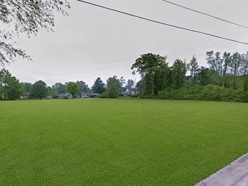 0.10 Acres for Sale in Laurel, Mississippi in Jones County, MS